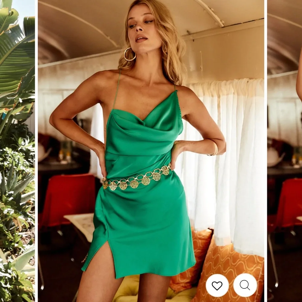 Satin backless mini dress — emerald